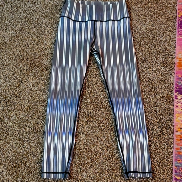 Vimmia Lase Stripe Workout Leggings - Picture 1 of 6